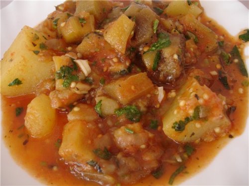 Ajapsandali: stew made from eggplant, potato, bell pepper, tomato, and herbs. 