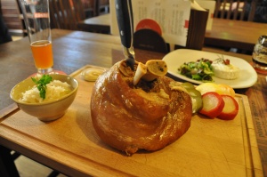 U Tri Ruzi pork knuckle (with camembert and salad behind). This is a country that appreciates mustards. 